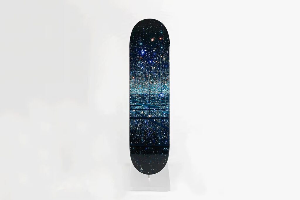 Infinity Shape Skating Ramp YAYOI KUSAMA- INFINITY MIRROR SKATE DECK – ARTS LIMITED