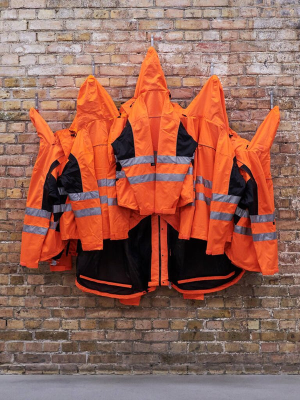 WEI WEI i X HORNBACH SAFETY JACKETS ZIPPED THE OTHER WAY