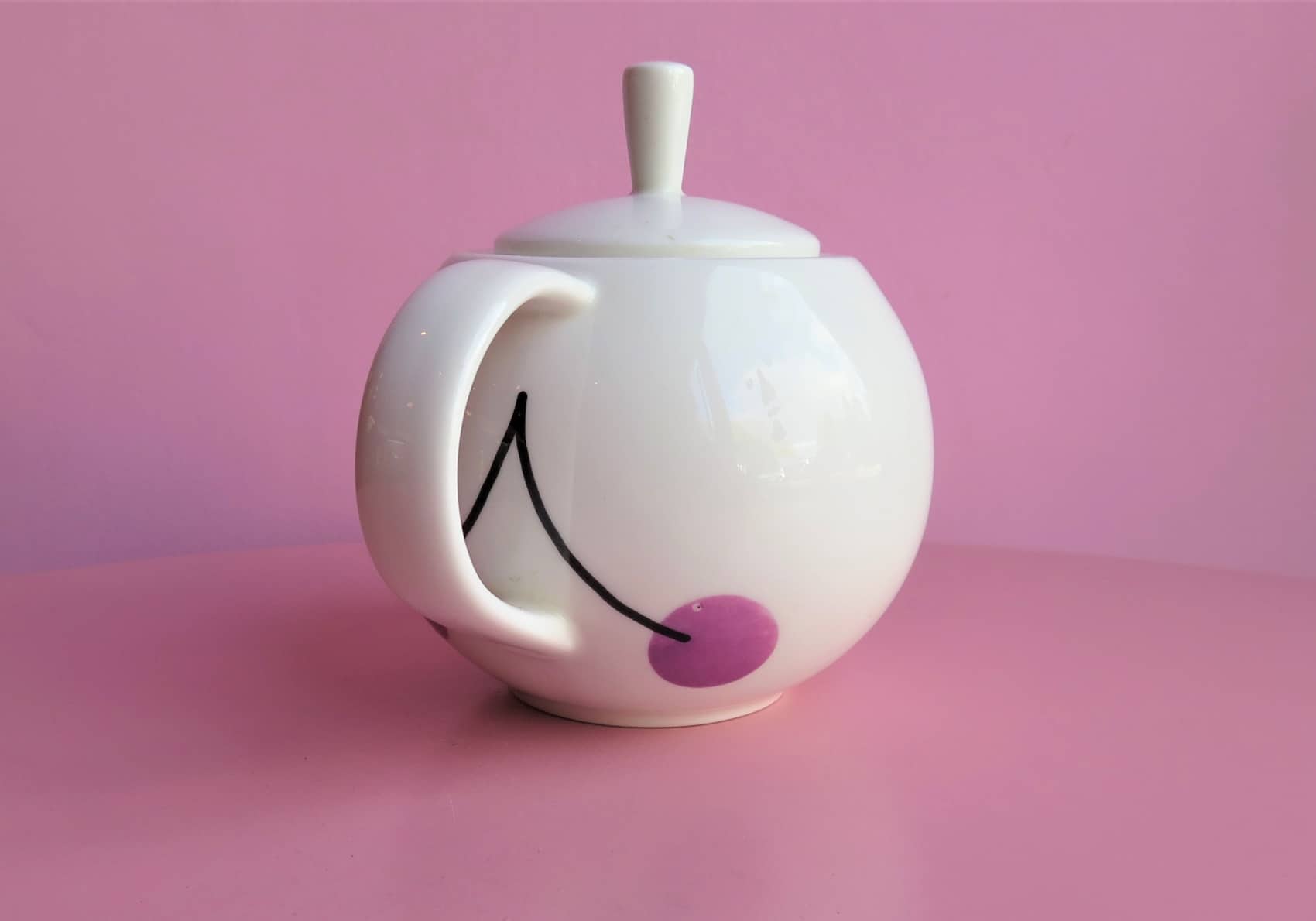 NICOLAS PARTY TEAPOT