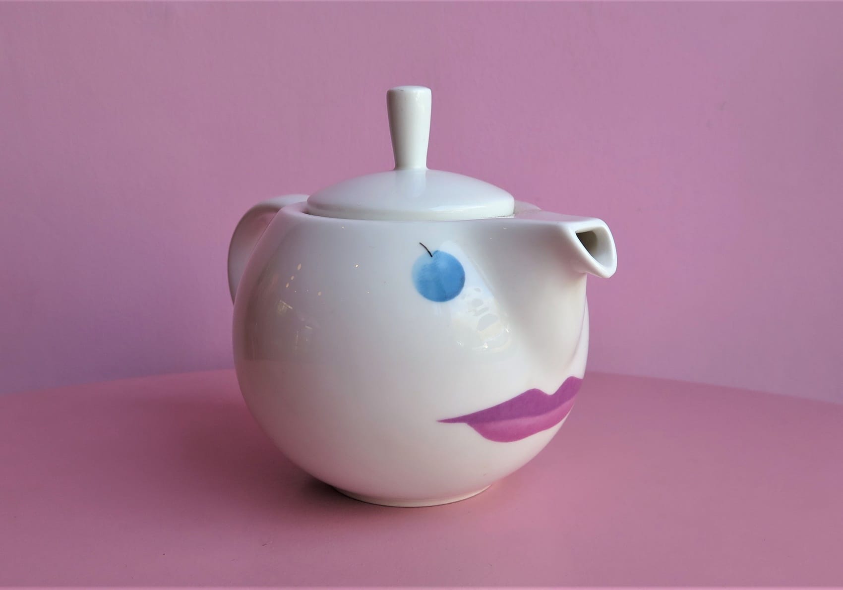 NICOLAS PARTY TEAPOT