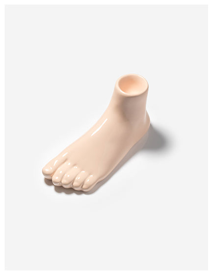 DAVID SHRIGLEY- A CURIOUS FOOT SCULPTURE